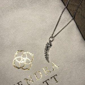 Kendra Scott necklace